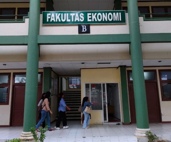 Fasilitas feb untag samarinda (5)